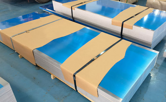 7075 T6 lamiera di alluminio di grado aerospaziale di 3,0 mm lega di zinco magnesio rame alta resistenza per componenti di ali di aeromobili